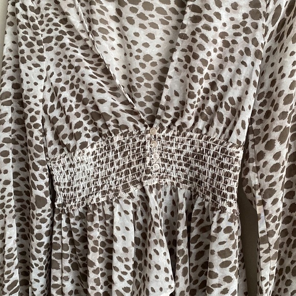 Forever 21 Cheetah Animal Print Smocked Long Sleeve Tunic Top Size M - Picture 11 of 12